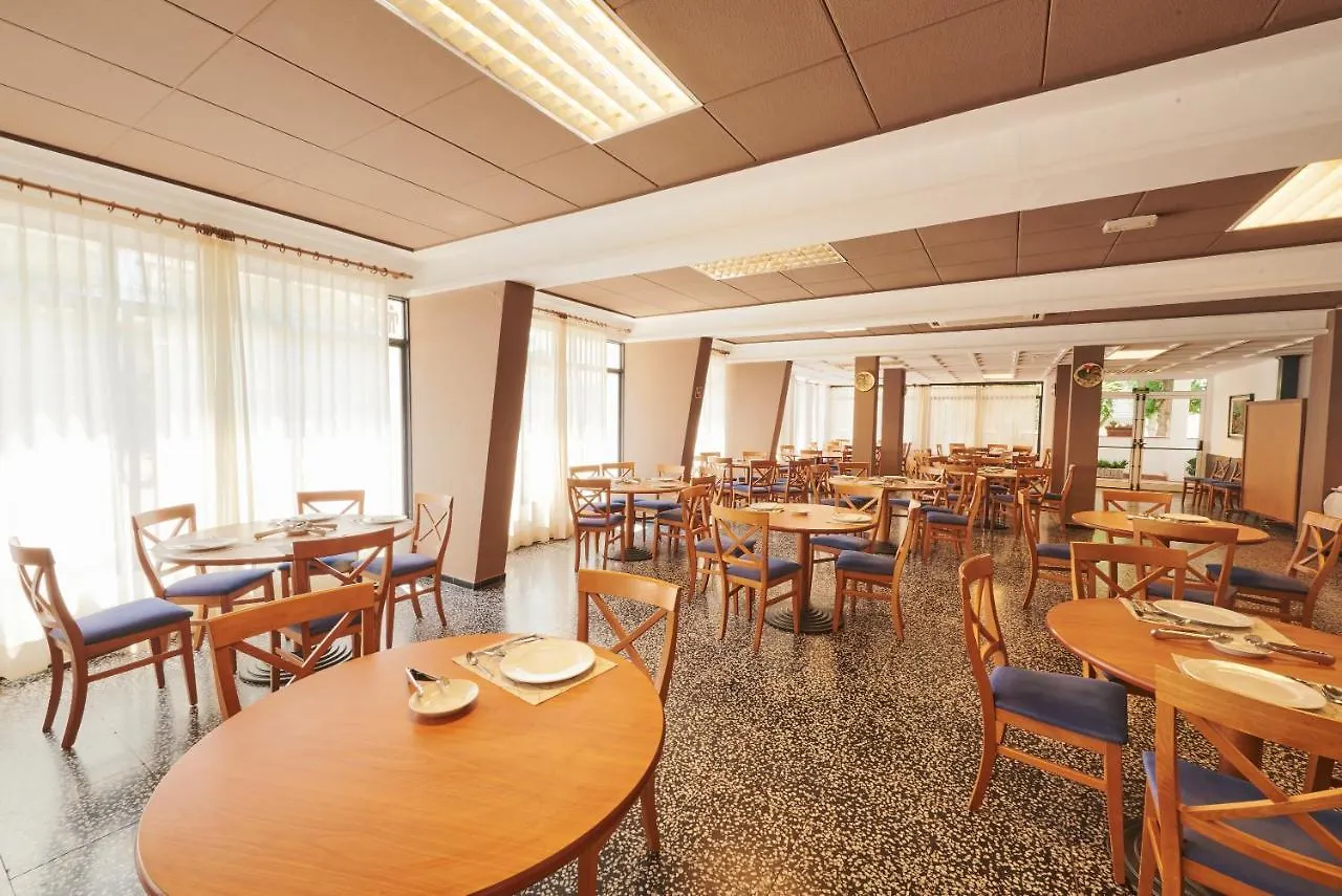 Checkin Flamingo Otel L'Estartit 3*,  İspanya